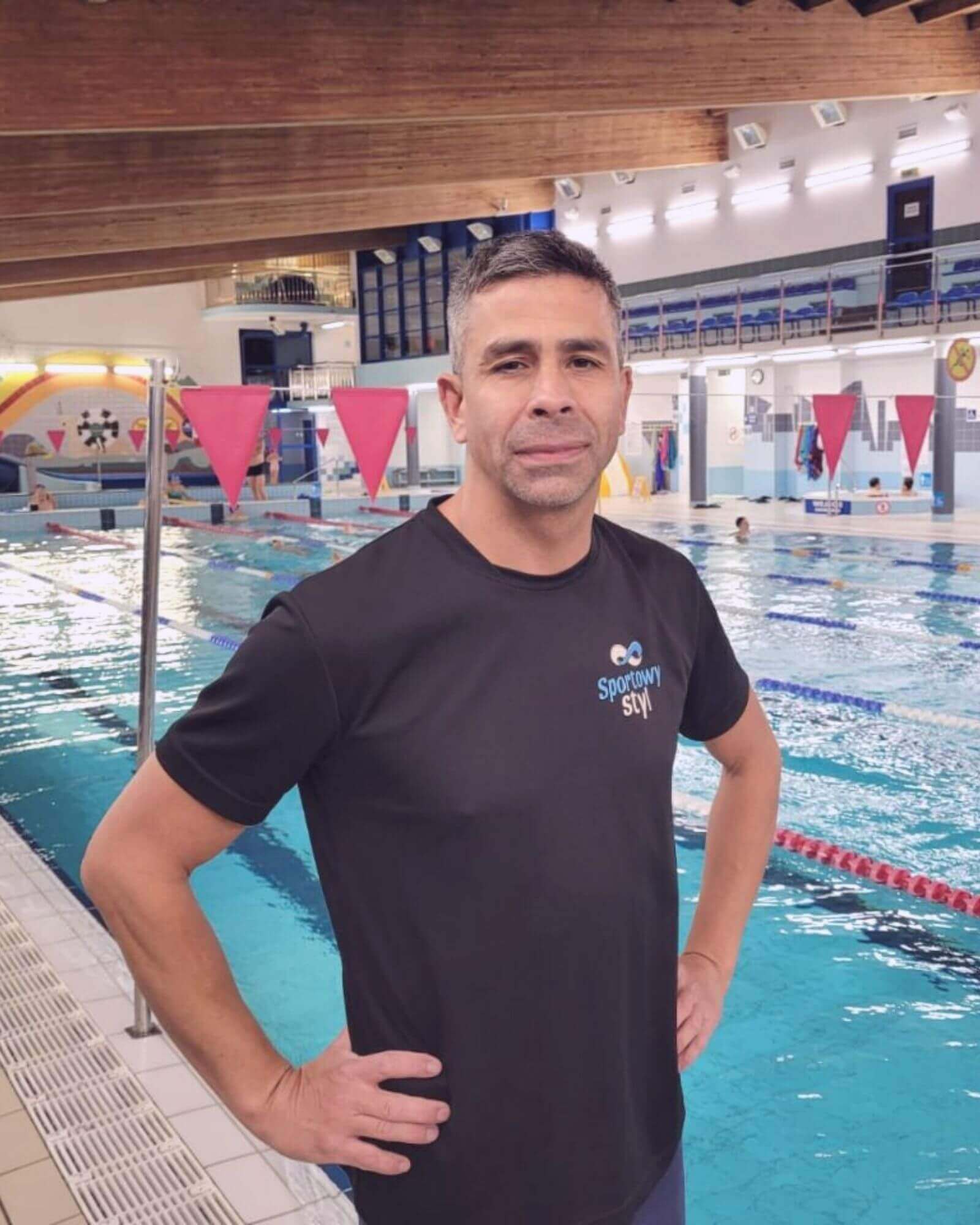 Nauka plywania - instruktorzy Sportowy Styl - Dario
